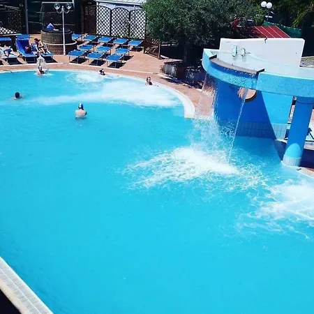 Terme Marino מלון 2*